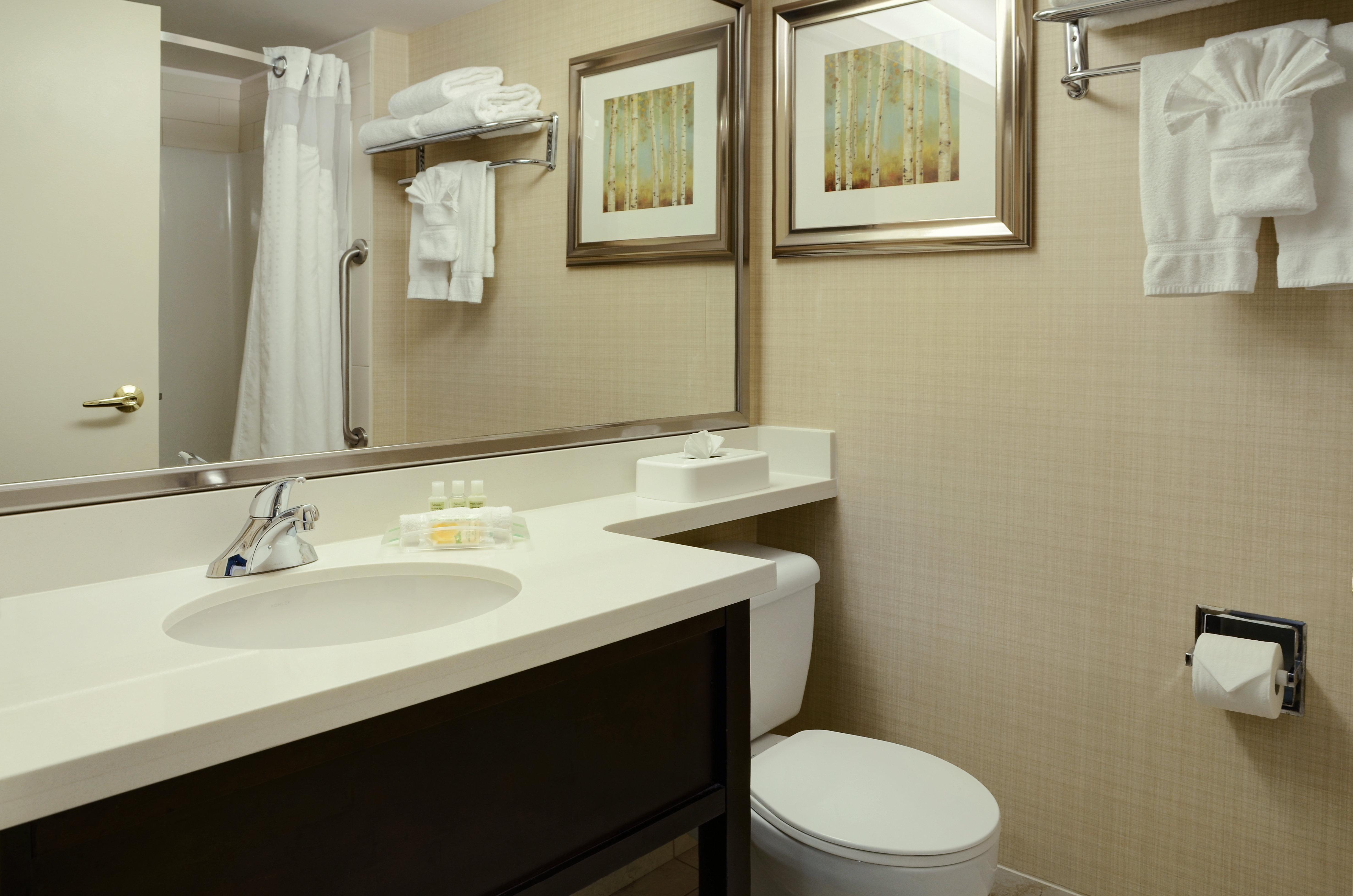 Holiday Inn Conference Centre Edmonton South By Ihg Екстериор снимка