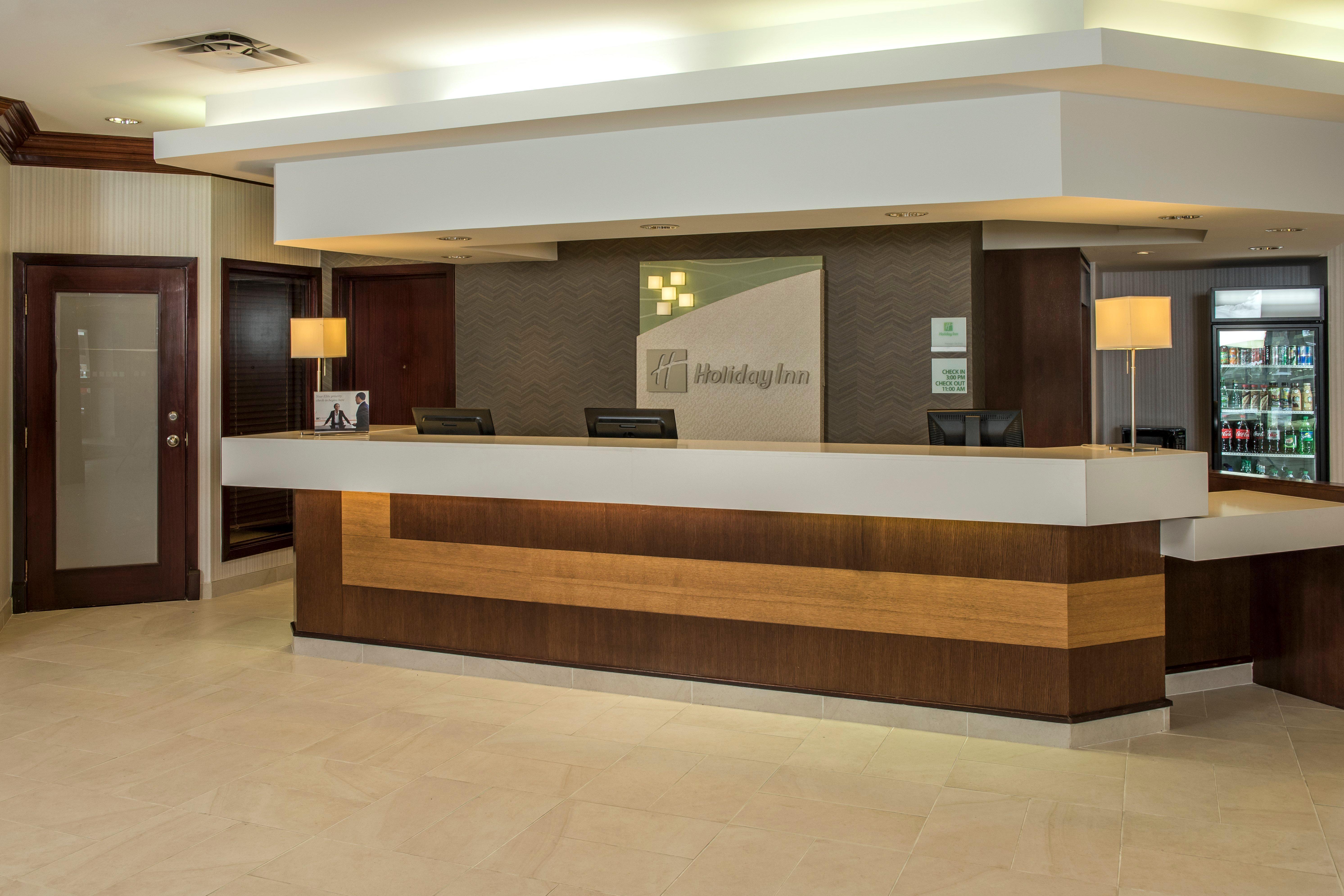 Holiday Inn Conference Centre Edmonton South By Ihg Екстериор снимка
