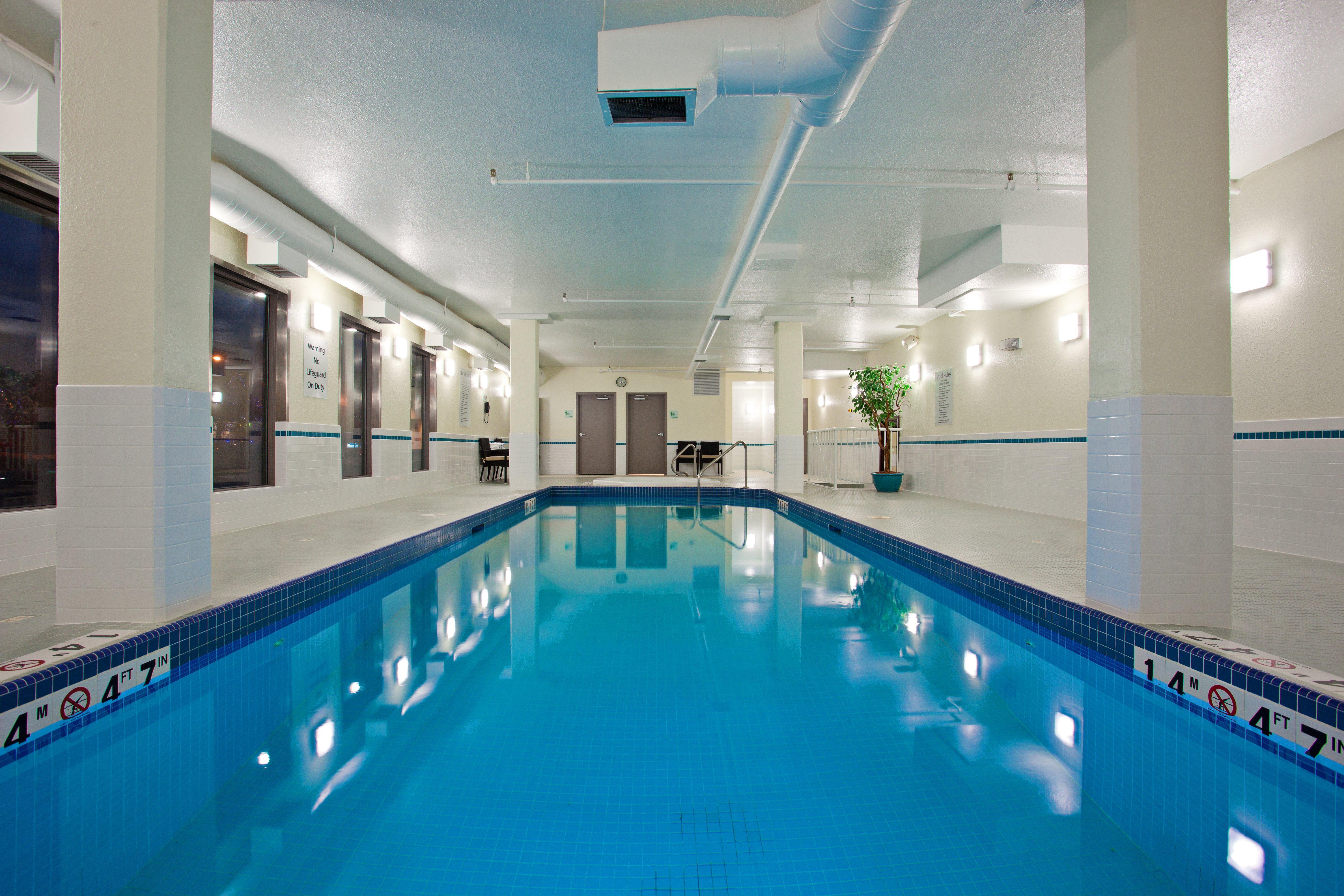Holiday Inn Conference Centre Edmonton South By Ihg Екстериор снимка