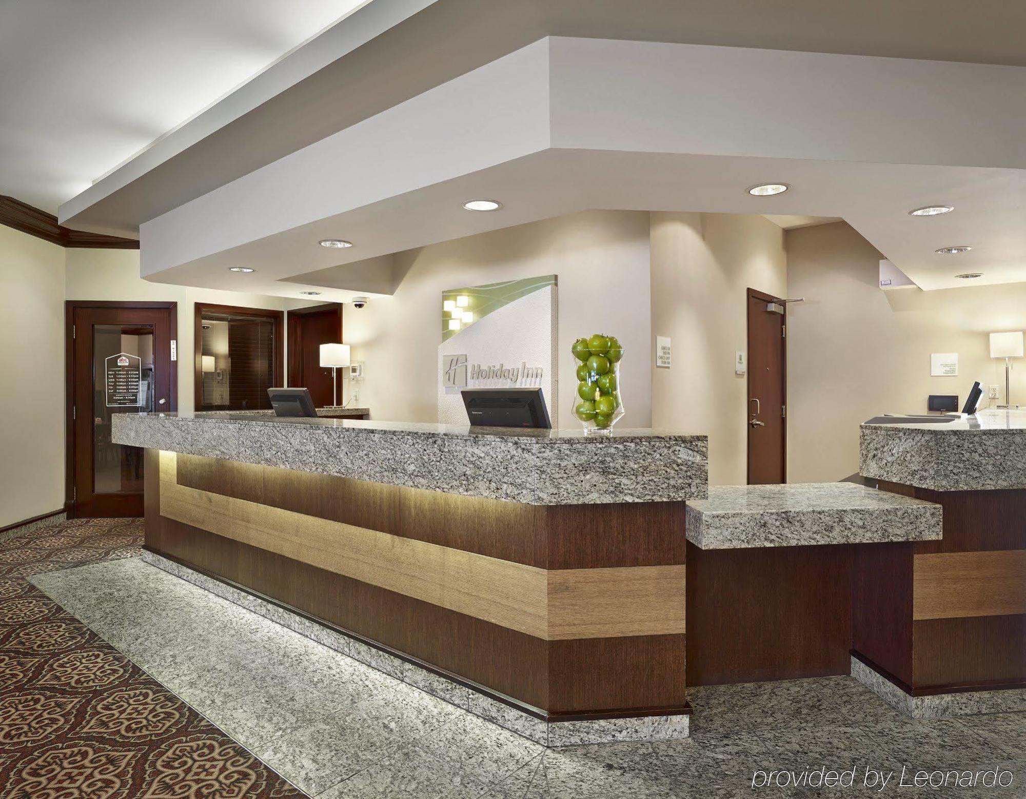Holiday Inn Conference Centre Edmonton South By Ihg Екстериор снимка